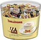 Assortiment de 3 Variétés de Mini Toblerone : Chocolat au Lait, Chocolat Noir et Blanc - Tubo de 113 barres (904 g)
