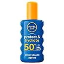 NIVEA SUN Spray solaire Protect & Hydrate FPS 50+ (1x200 ml), protection solaire immédiate pour peaux normales, écran solaire hydratant et résistant à l’eau