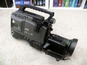JVC KY-19 3-CCD Broadcast-Videokamera mit Canon Makro TV Zoom Objektiv 7,5–97,5 mm