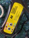 Mantenedor de batería inteligente AA 1.5A para plomo ácido de 6V y 12V, negro y amarillo