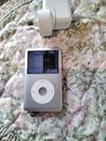 Apple Ipod Classic A1238 160Gb Plus Cable And Charger