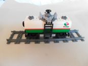 Lego CITY TRAIN: Custom TANK CAR w/ WHEELS &  BUFFERS..Runs on all 9v Track