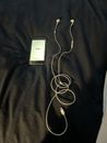 Apple iPhone 6s - 128GB - Silver (Unlocked) A1688 With Wired ￼headphones