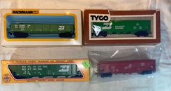 🚂 HO Scale TYCO, Mehano & Bachmann. Burlington Northern Hopper & Gondola Cars