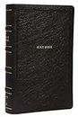 NKJV End-of-verse Reference Bible, Personal Size Large Print, Red Letter Edition, Comfort Print: Holy Bible [Black]