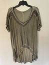 POL Clothing Embroidered V Neck Short Sleeve Top Sz S Gray Boutique Oversized
