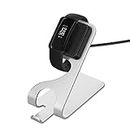 kwmobile USB Ladegerät kompatibel mit Fitbit Inspire 2 / Ace 3 - USB Kabel Charger Stand - Smart Watch Ladestation - Ladekabel mit Standfunktion in Schwarz Silber