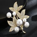 Luxury Coat Brooch Suit Jacket Corsage Fixed Clothing Pin Women's Accessories -w