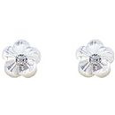 AMONROO Girls Daisy Flower Stud Earring bridesmaid Floral Earring Handmage Gift Stud Pushback Cute Present for women girl mother Solid 925 Silver