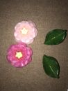 LOT OF 2 PINK FLOWERS AND 2 GREEN LEAF FLOATING CANDLES/DINING/ENTERTAINING/HOME