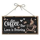CREATCABIN Coffee Bar Sign Decor Wood Home Plaque Hanging Wall Art Wood Board Door Sign Love is Brewing Heart Décoratif pour Coffee Bar Assecories Shop Farmhouse Kitchen Patio Decoration 12 x 6inch