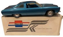 Chevrolet Caprice Chevy 1974 original AMT 1:25 1974 concesionario promoción modelo de coche sin usar y en caja