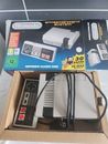 Nintendo Super NES Mini Classic Edition Console - Grise et une 2eme manette