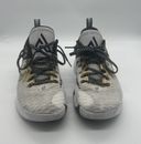 Zapato de baloncesto Nike Giannis Antetokounmpo para hombre dorado negro 34 9,5