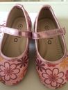 (NEW) Pink Floral Shoes For Little Girls!! Size Toddler 6