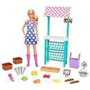 Barbie HCN22 - Spaß auf dem Bauernhof Bauernmarkt Spielset mit Puppe (Blonde Haare), Markt-Stand mit Obst, Gemüse und Kasse, Spielzeug für Kinder ab 3 Jahren