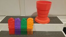 VINTAGE McDonalds happy meal toys Collapsible Cup & Comb 1980s