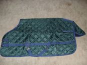 NEW 72" STABLE BLANKET HUNTER GRN COLOR WITH NAVY NYLON REINFORCED STRAPS POLY