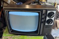 Vintage retro GAMING Sears roebuck 5022 13" CRT TV Television RARE