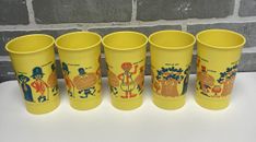 Lote de 5 vasos de plástico amarillo de personajes vintage de McDonalds años 70 de lote antiguo