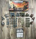 2007 Battleground Crossbows & Catapults Knights vs Orcs War Chest 100% COMPLETE!