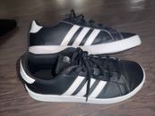 Adidas Boys Grand Court F36393 Black White Sneakers Sz 5  Euc