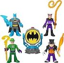Fisher-Price Imaginext DC Super Friends Bat-Tech Bat-Signal Multipack, Figure Set of 4 Characters with Lights and Accessories for Kids Ages 3 to 8