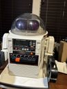 TOMY Omnibot 5402 Robot