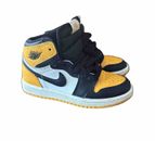 Tenis Air Jordan Nike Para Niños talla 12  amarillo Negro Y Blanco