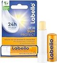 Labello Sun Protect LSF 30, wasserfeste Lippenpflege mit Sonnenschutz, mineralölfreie Lippenpflege mit Sheabutter, Vitaminen & natürlichen Ölen (4,8 g)