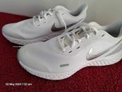 Nike Women's Revolution 6 Running Shoes (White/Metallic Silver/Pure Platinum) 11