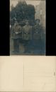 Postal soldados: fotos de grupo/grupo de soldados frente al jardín y la casa 1916