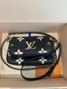 Louis Vuitton Multi Pochette Accessoires Shoulder Bag Black/Cream Leather