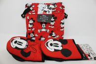NEW DISNEY MICKEY MOUSE & MINNIE MOUSE MINI MITTS SET & 2 PACK HOT PADS 4PC LOT