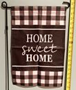 "Cartel a cuadros a cuadros de hogar con bandera de jardín de bienvenida ENVÍO GRATUITO EN EE. UU. hogar dulce hogar 12x18"