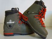 Rare Vintage NOMAD VIBRAM Mountaineering Mountain Boots Shoes Green Size 38 