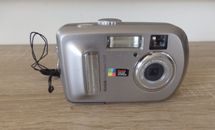 KODAK EASYSHARE C310 4.0 MP CCD COMPACT DIGITAL CAMERA WITH BATTERIES & SD CARD