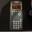 Calculadora gráfica Texas Instruments TI-84 Plus CE - gris/amarillo sin estuche