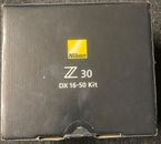 Nikon Z 30 Kit DX 16-50 mm 1:3.5-6.3 VR 20,9 MP, 4K UHD Video, Hybrid-AF - NEU