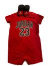 Juego de monos cortos y botas Nike Air Jordan bebé niño rojo #23 talla 0-6 meses nuevo con etiquetas