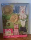 2018 Barbie SWEET  ORCHARD FARM Fashion Pack ~ Accessories Clothes Boots Hat~NEW