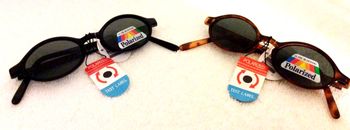 2 pares de gafas de sol vintage pequeñas ovaladas negras/tortuga polarizadas más estuches gratis