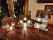 Casas de vacaciones de Navidad de colección con brillo iluminado con madera, vidrio alemán