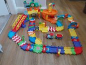 Vtech Toot Toot Motorised Train Station Set. Includes Extra Flexi Track