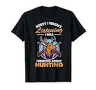 Hunting Apparel - Cazadores de arco de ciervos con cita divertida Camiseta