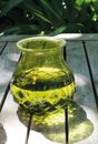 Moos Grüne Blase Strukturiertes Recyclingglas Rustikal Posy Stiel Blumenvase, 8x9 cm