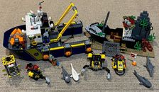 Lego City 60095 Deep Sea Exploration Vessel (Retired 2015 Set)
