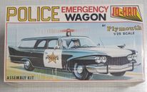JO-HAN C-5100 – 1:25 – Plymouth Police Emergency Wagon, NEU + OVP