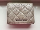 MICHAEL KORS. WOMAS SMALL BIFOLD WALLET. EXCELLENT CONDITION
