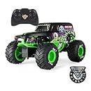 Monster Jam, Official Grave Digger Remote Control Truck 1:15 Scale, 2.4GHz, Grave Digger (Tray)